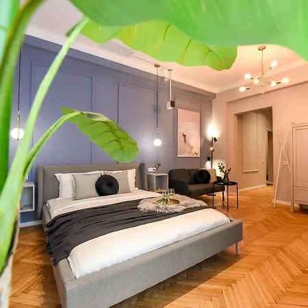 Modern - Central With Wall Projector Near Radisson * Bucharest