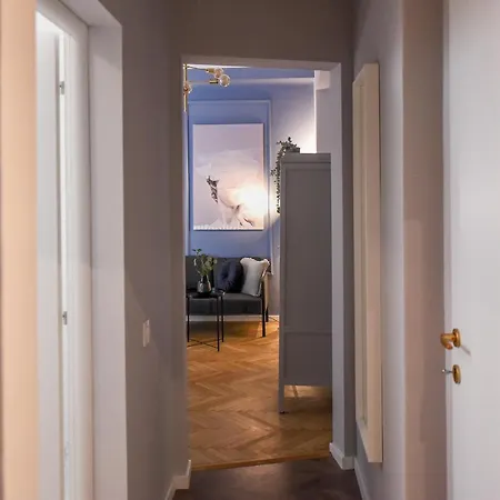 Modern - Central With Wall Projector Near Radisson * Bucharest