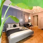 Modern - Central With Wall Projector Near Radisson * Бухарест