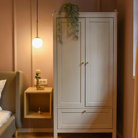 Modern - Central With Wall Projector Near Radisson 아파트 부쿠레슈티