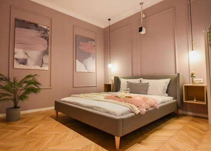 شقة Modern - Central With Wall Projector Near Radisson