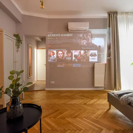 Modern - Central With Wall Projector Near Radisson Lejlighed Bukarest